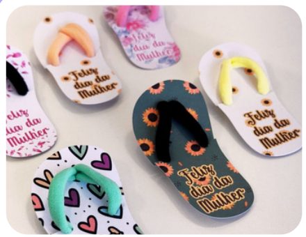Chinelo com elástico